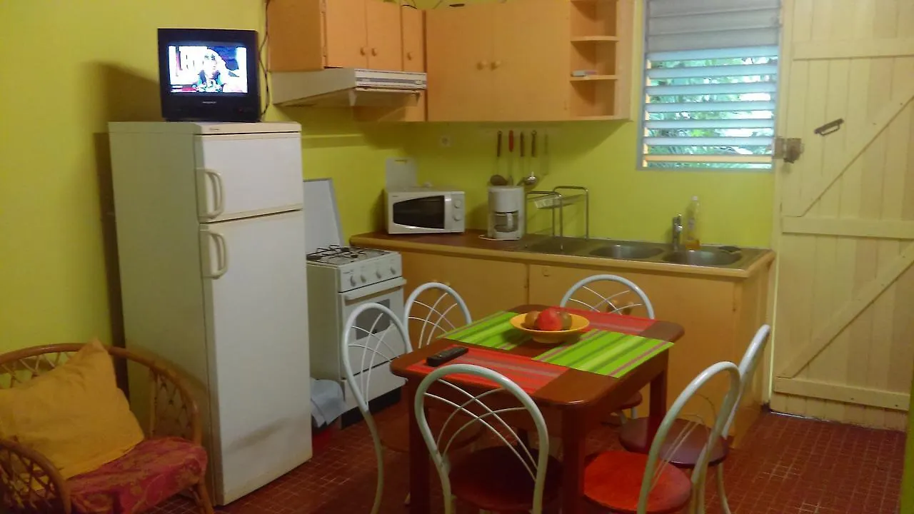 Holiday home Gites Les Manguiers Otantik Pointe-Noire